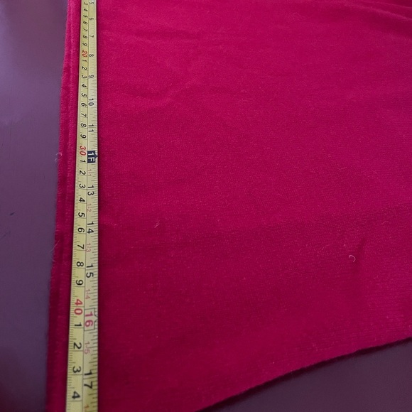 J. McLaughlin Bold Red Cashmere Cowl-neck Sweater - Size S - w/minor holes! - Picture 14 of 15
